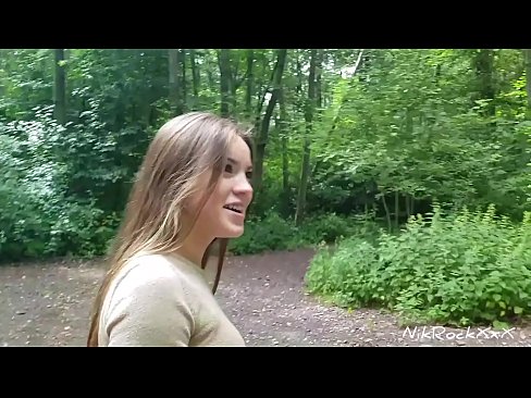 ❤️ Evelini sem predlagal, da bi seksala na javnem mestu! Rekla je da. Potem sem jo zajebal v rit in ji naredil spermo v usta. Nato se je posrkala. ❤️❌ Fucking video na sl.hqpornvideos.ru ☑