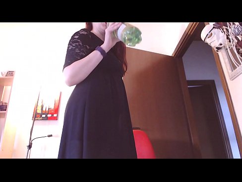 ❤️ Pokorna sužnja, ki obožuje umazane in sočne spodnjice, je po ogledu tega videa prisiljena masturbirati! ❤️❌ Fucking video na sl.hqpornvideos.ru ☑